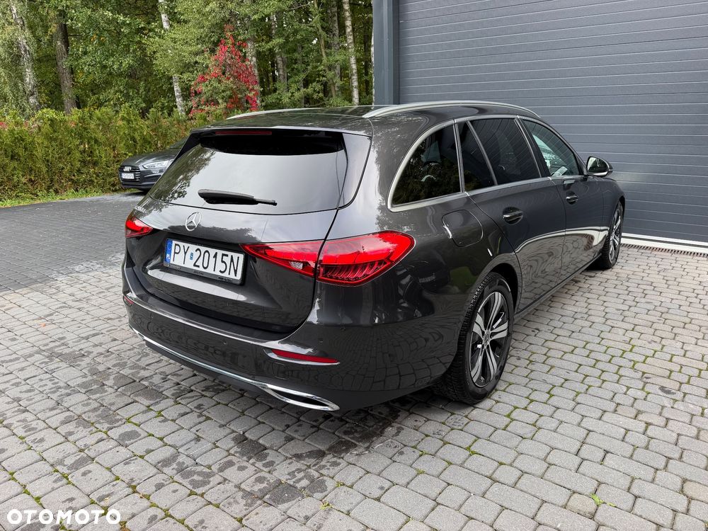 Mercedes-Benz C-Class 2024 photo 2