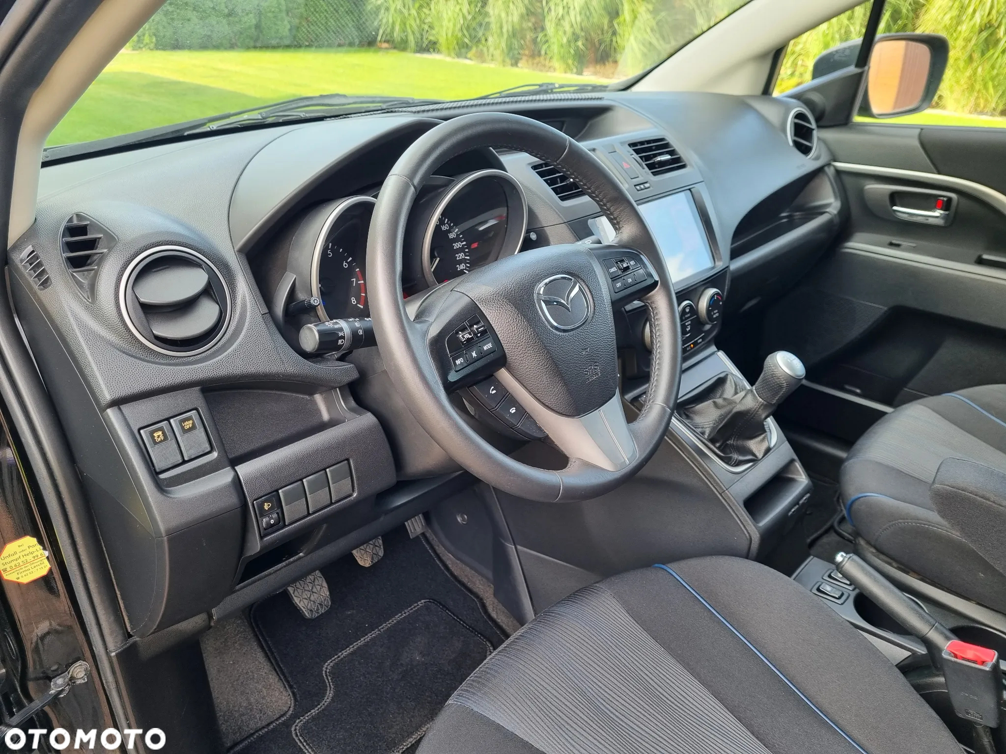 Mazda 5 - 17