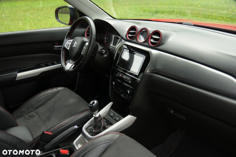Suzuki Vitara 1.4 Boosterjet Allgrip Comfort - 18