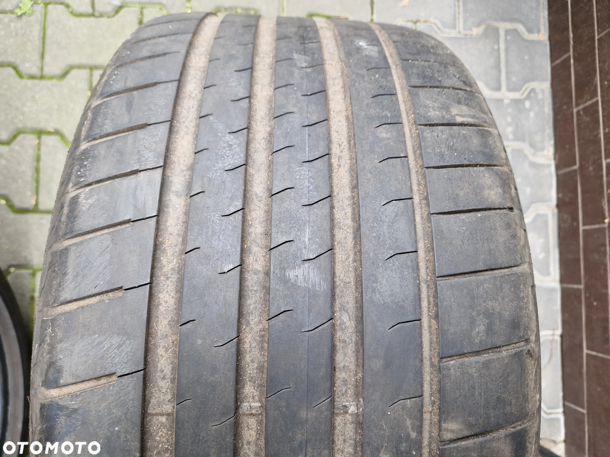 Komplet Bridgestone Sport - 245/40/18 i 285/35/19 - 12