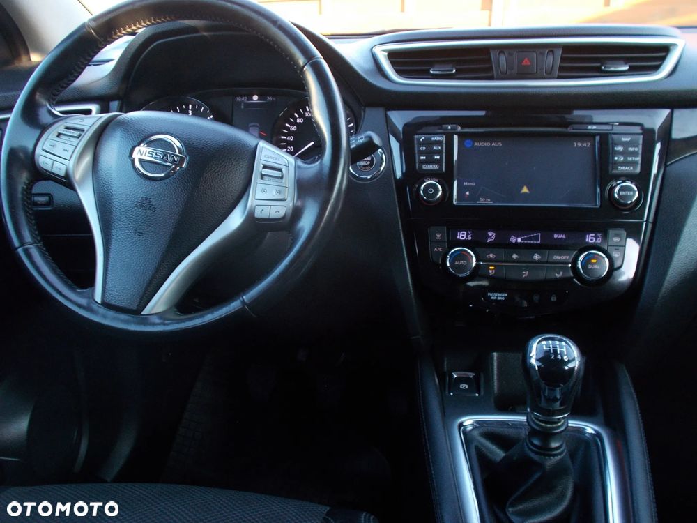 Nissan Qashqai 1.6 DCi Tekna - 8