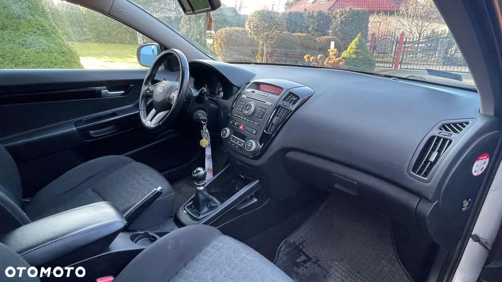 Kia ProCeed 1.6 Comfort - 12