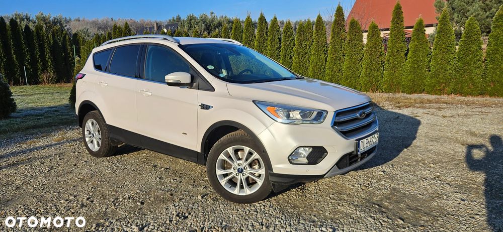 Ford Kuga 2.0 TDCi 4x4 Titanium - 3