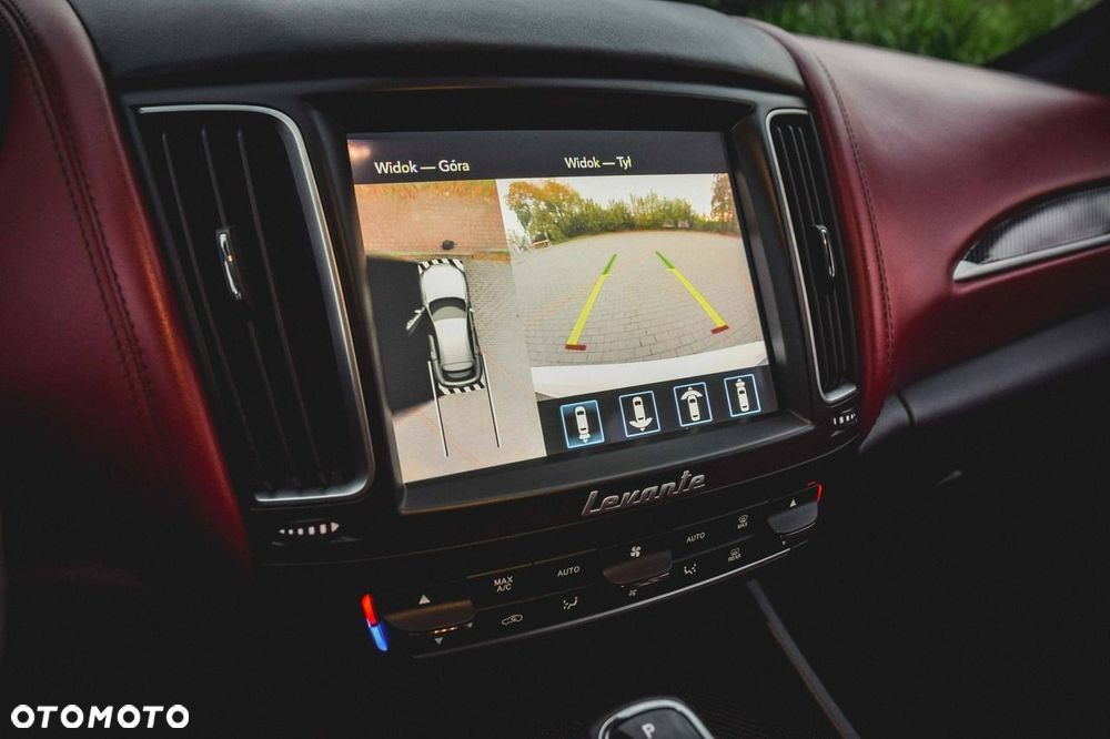 Maserati Levante Q4 GranSport - 24