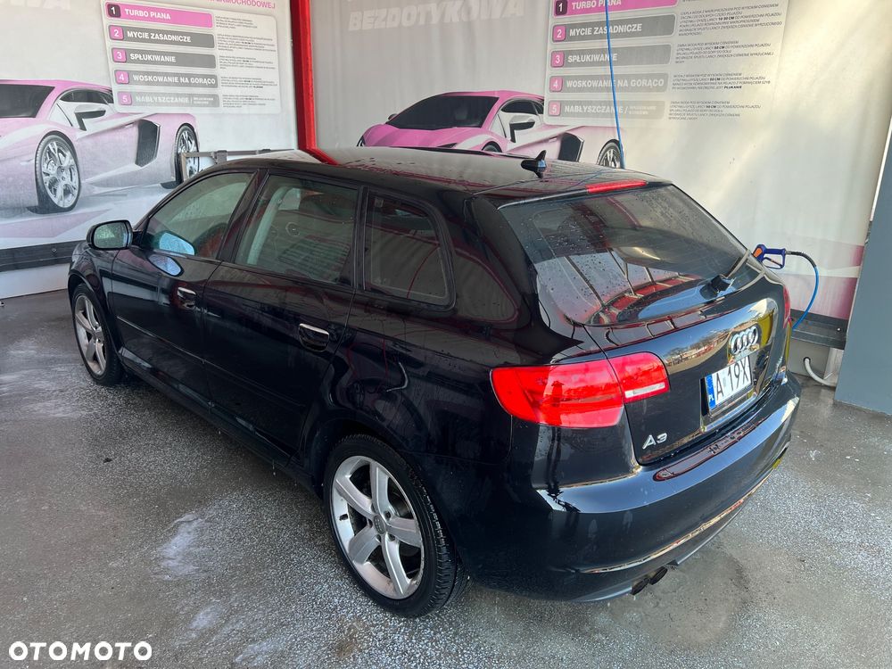 Audi A3 Sportback - 13