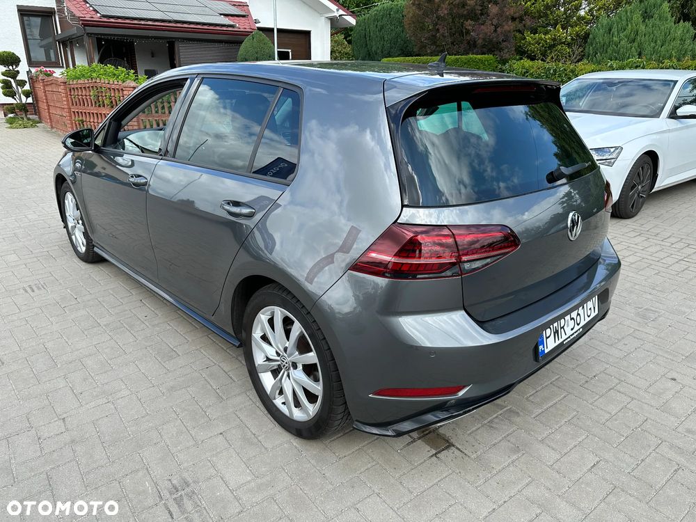 Volkswagen Golf - 4