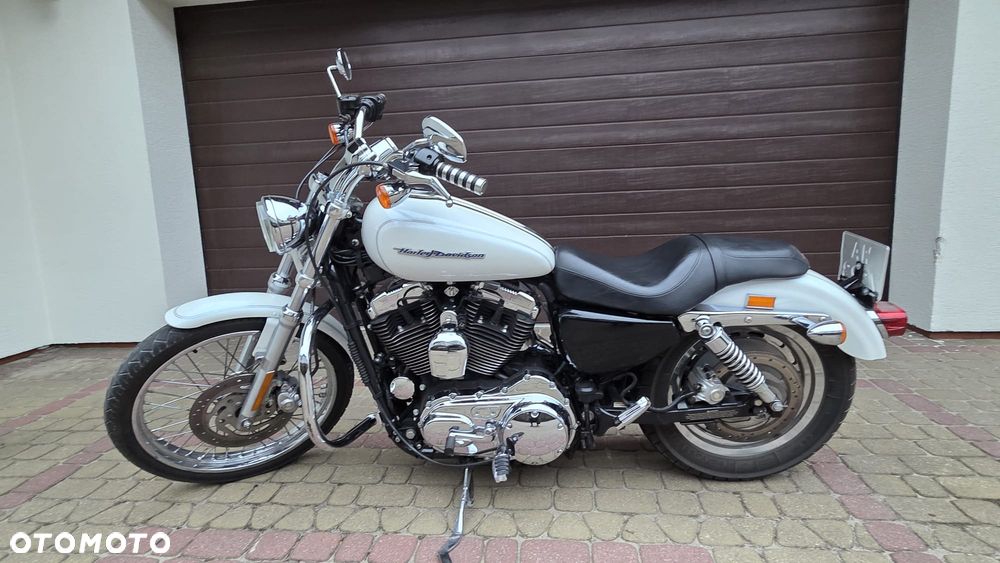 Harley-Davidson Sportster Custom 1200C - 2