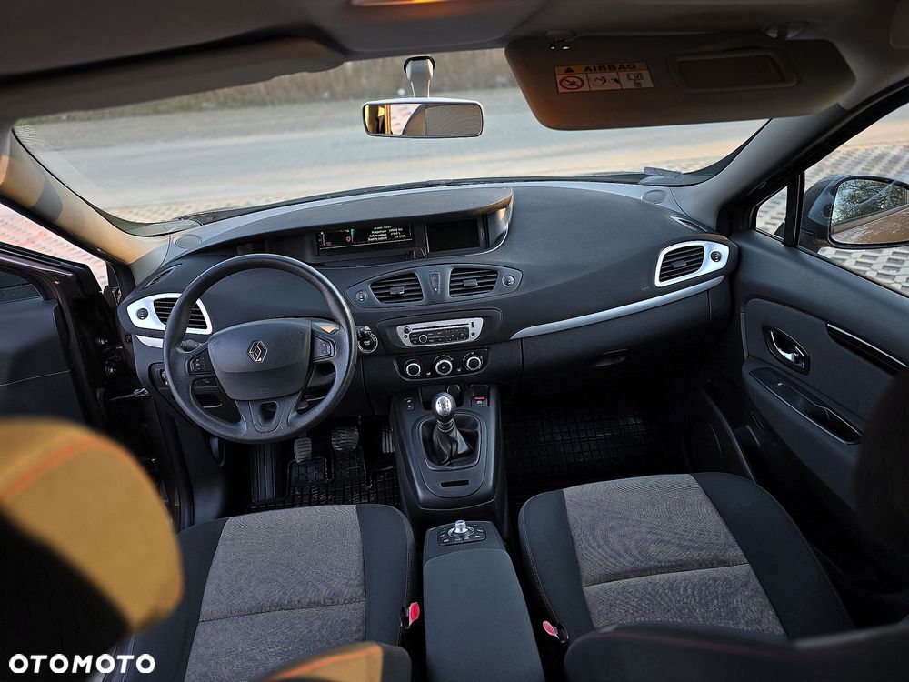 Renault Scenic 1.5 dCi Expression - 14