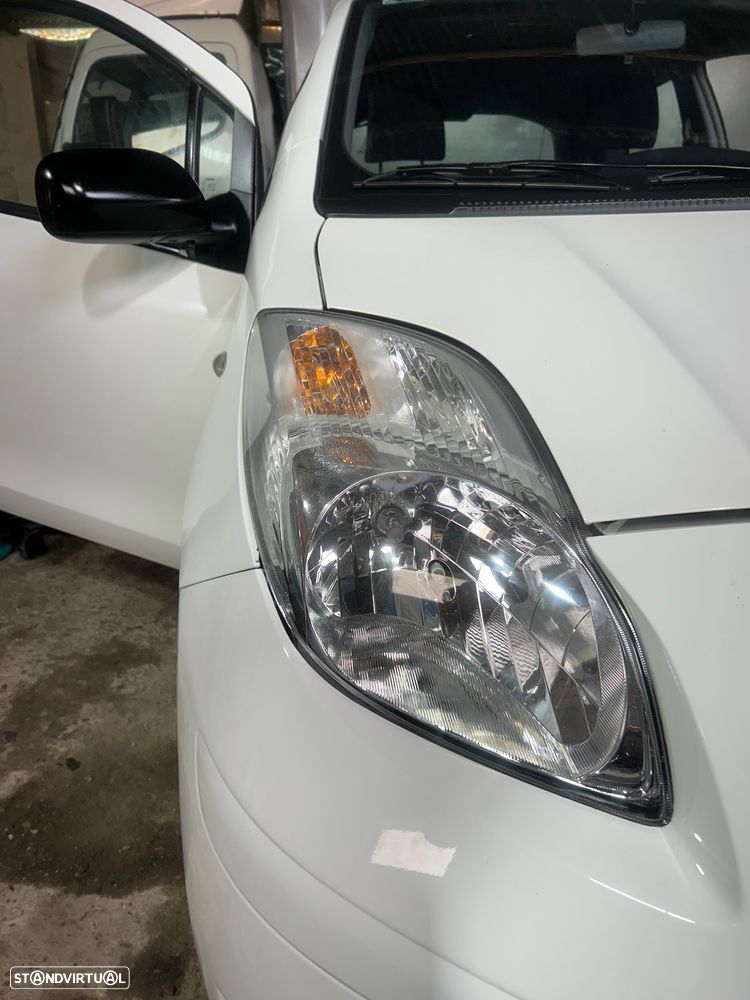 Toyota Yaris 1.0 VVT-i Cool Edition - 22