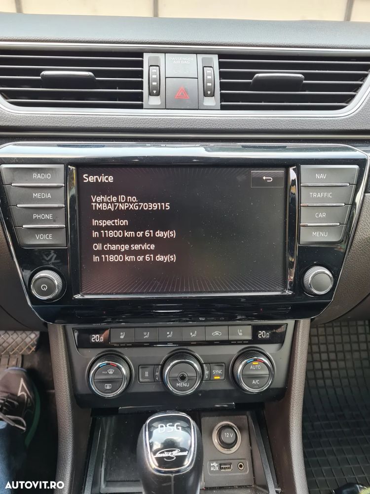 Skoda Superb 2.0 TDI DSG Laurin & Klement - 4
