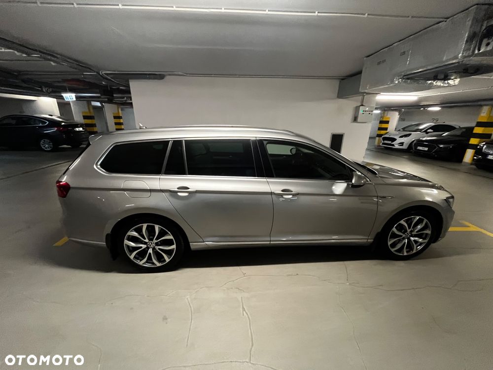 Volkswagen Passat 2.0 TDI Bi-Turbo BMT 4Mot Highline DSG - 2