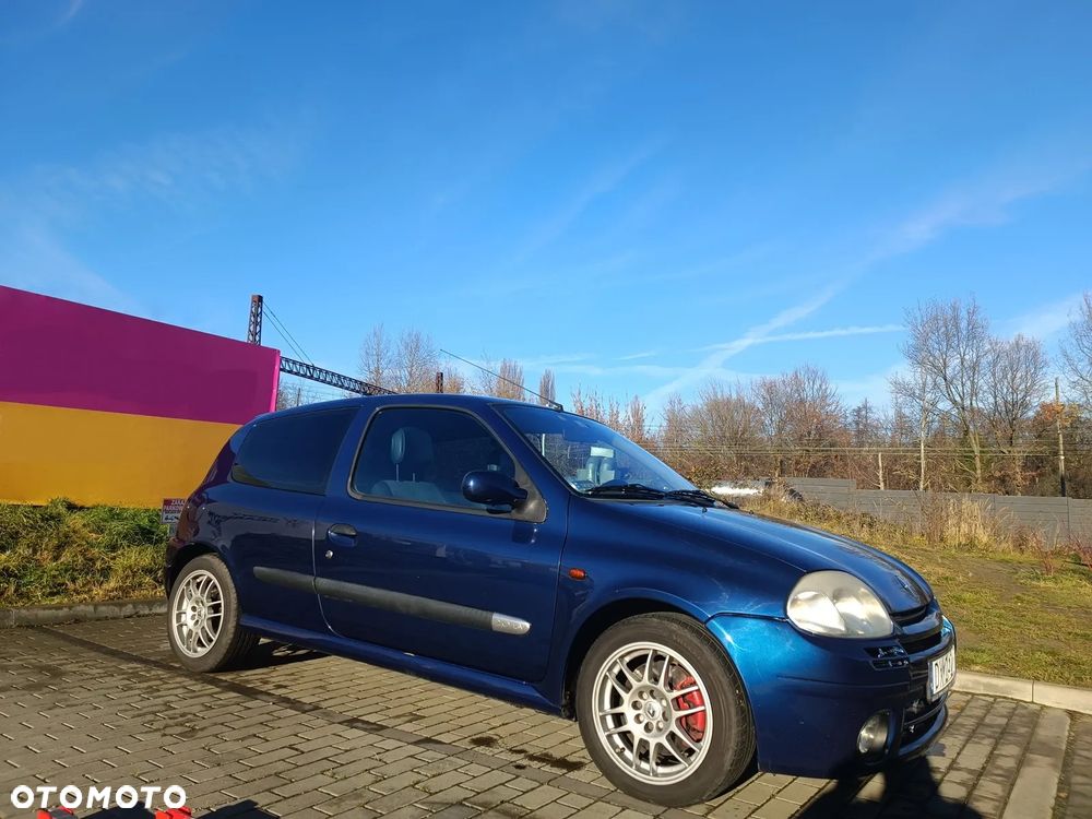 Renault Clio - 1
