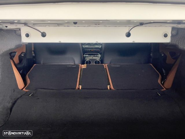 Mercedes-Benz C 220 d AMG Line - 39