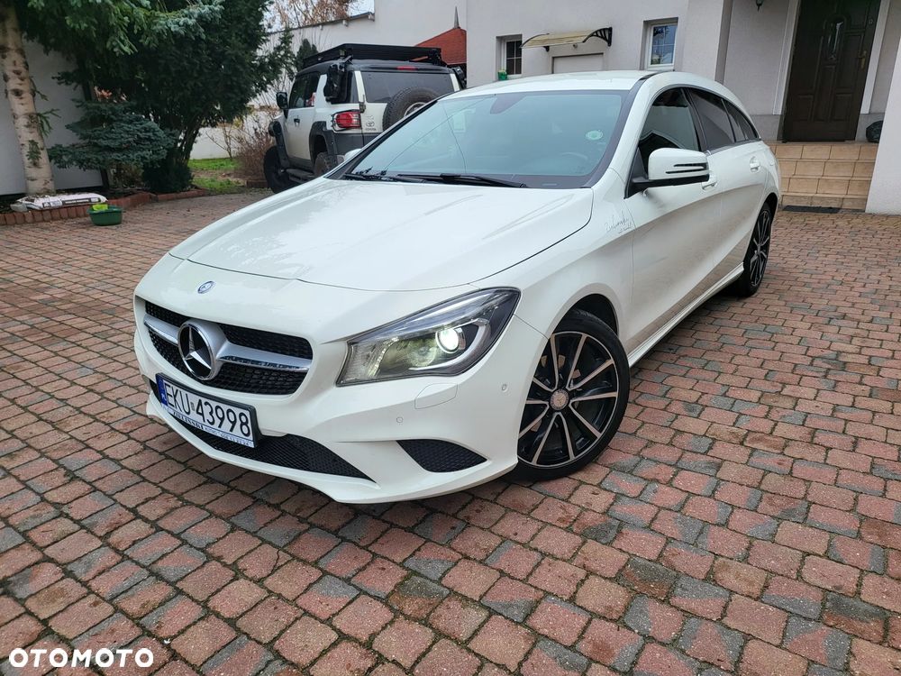Mercedes-Benz CLA 200 - 1