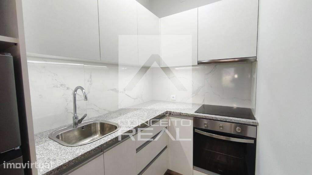 Apartamento T1 - P/ arrendar - Porto - Grande imagem: 2/12