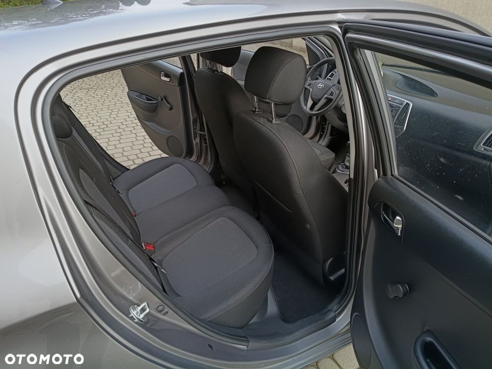 Hyundai i20 - 11