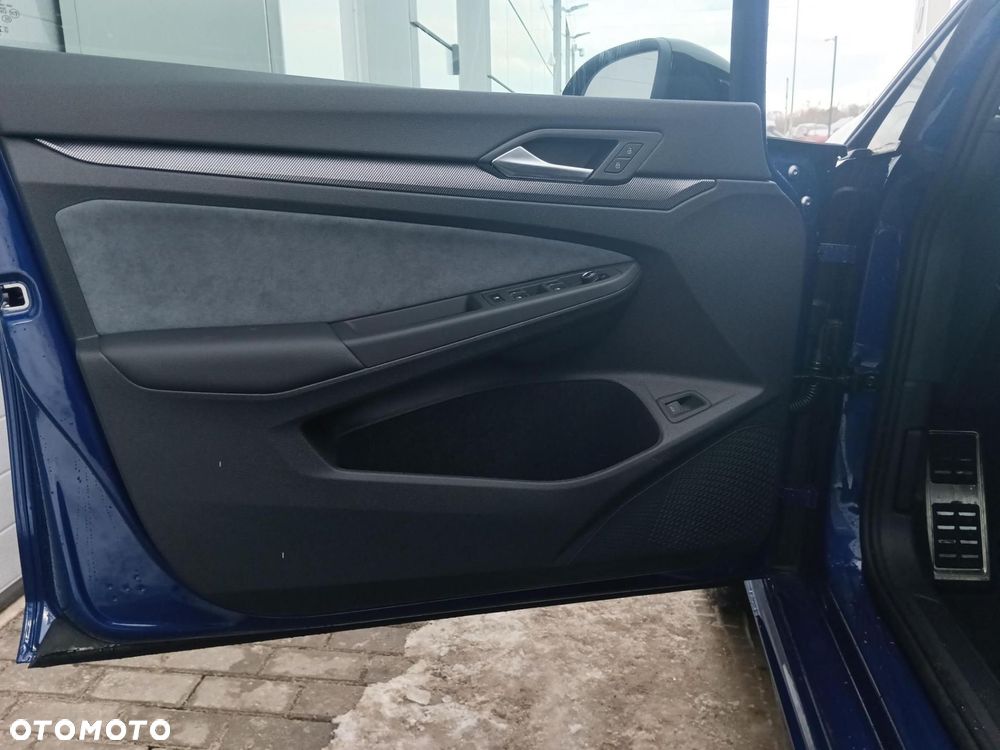 Volkswagen Golf - 14