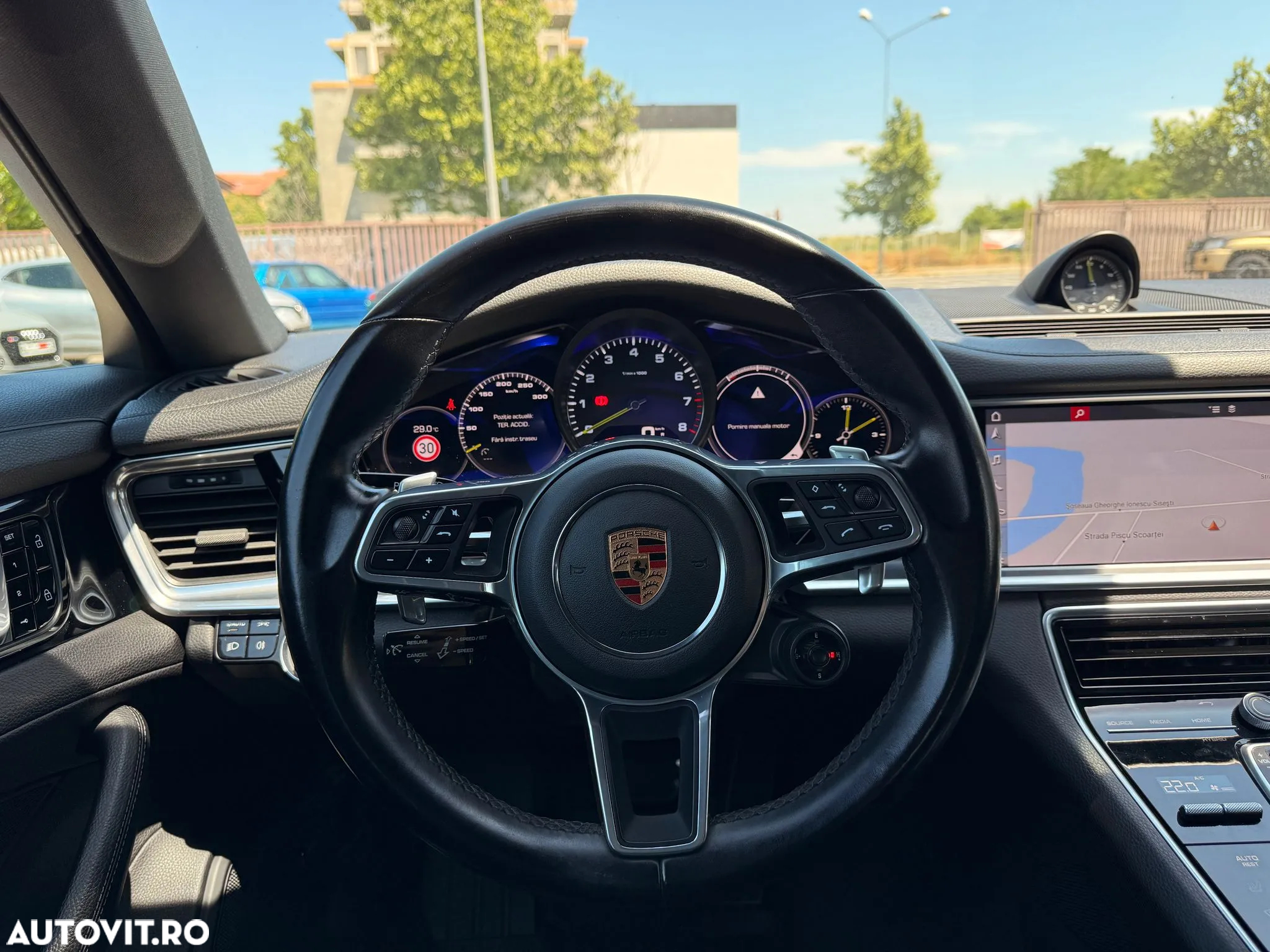Porsche Panamera - 11