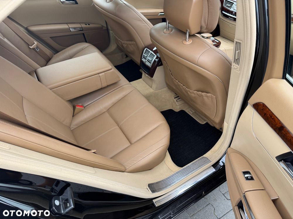 Mercedes-Benz Klasa S 500 4-Matic - 13