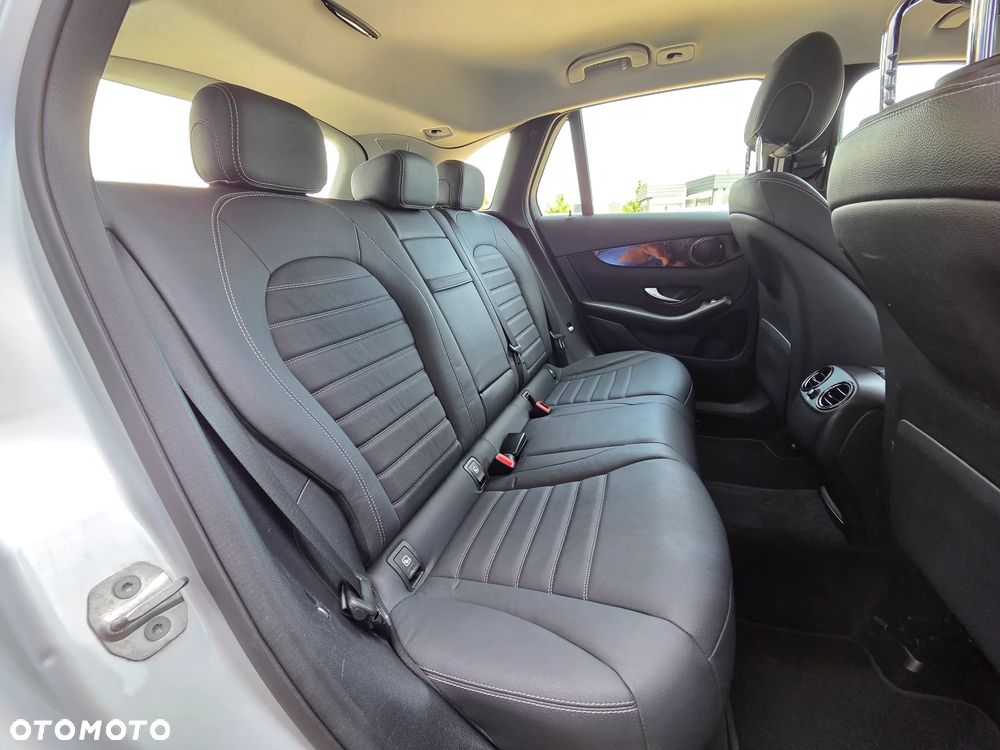 Mercedes-Benz GLC 250 4Matic 9G-TRONIC - 14