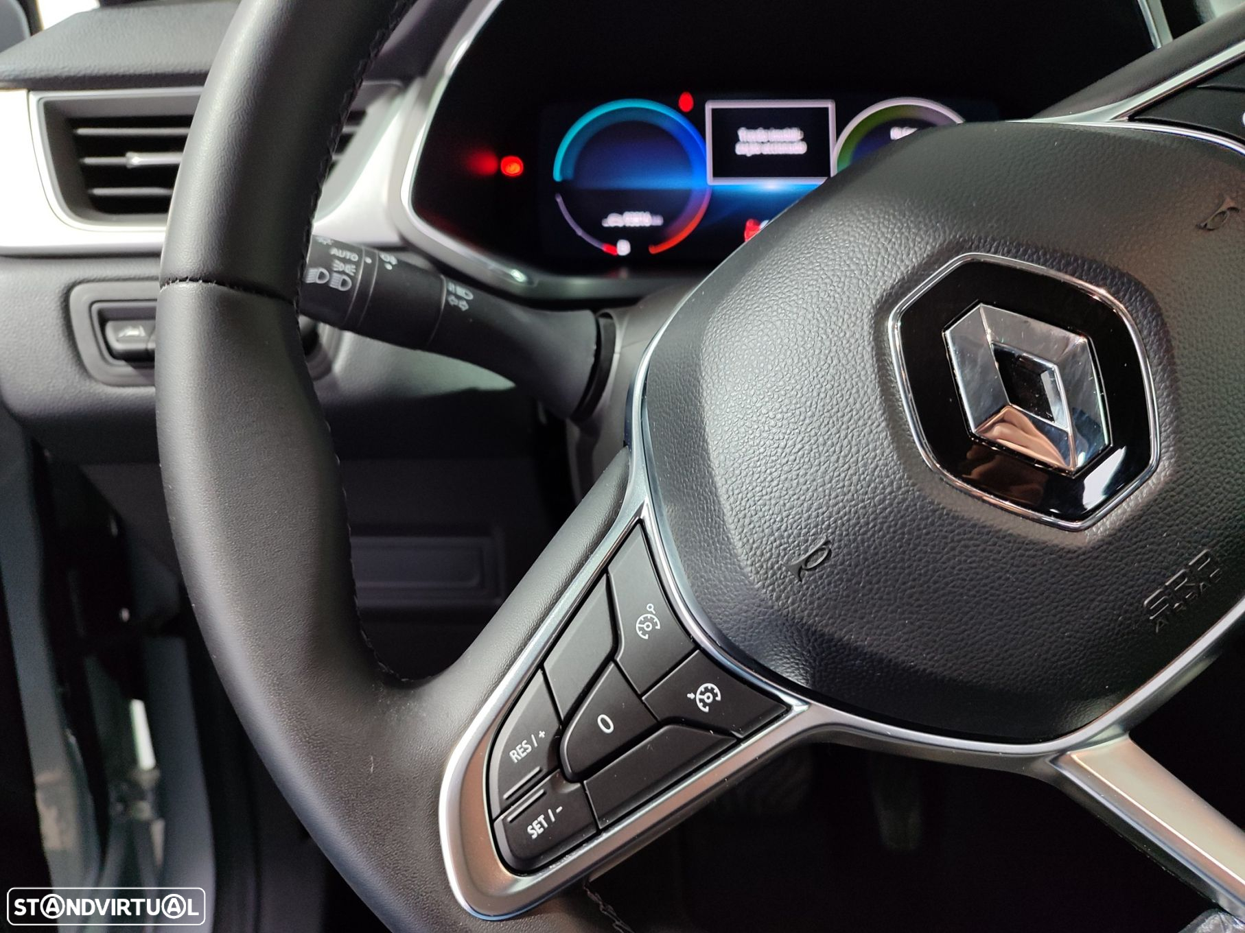 Renault Captur 1.6 E-Tech Plug-In Intens - 38