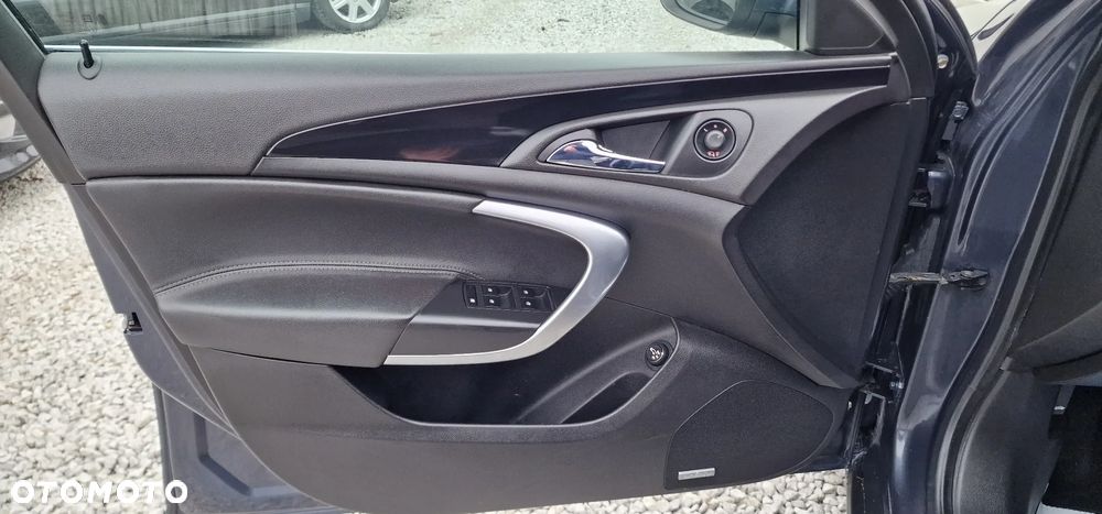 Opel Insignia 2.8 V6 Turbo 4x4 Cosmo - 28