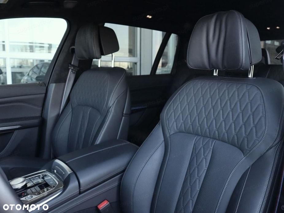 BMW X7 - 6