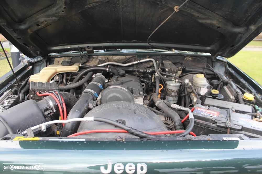 Jeep Cherokee 2.5 TD Sport - 26