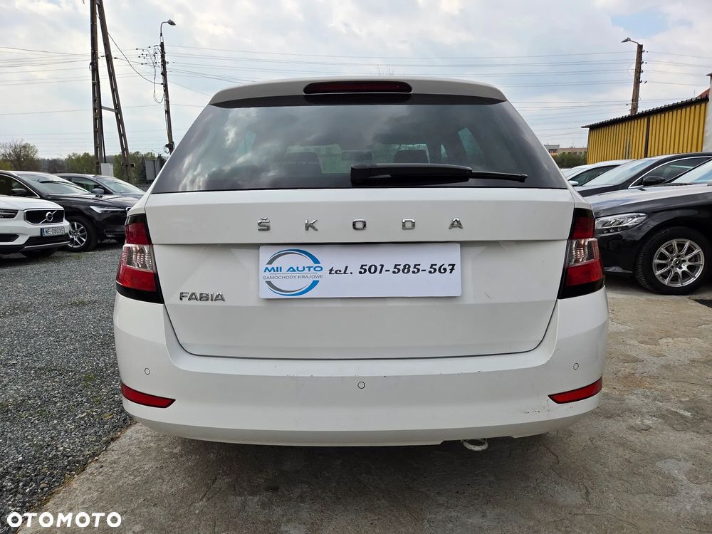 Skoda Fabia 1.0 TSI Ambition - 10
