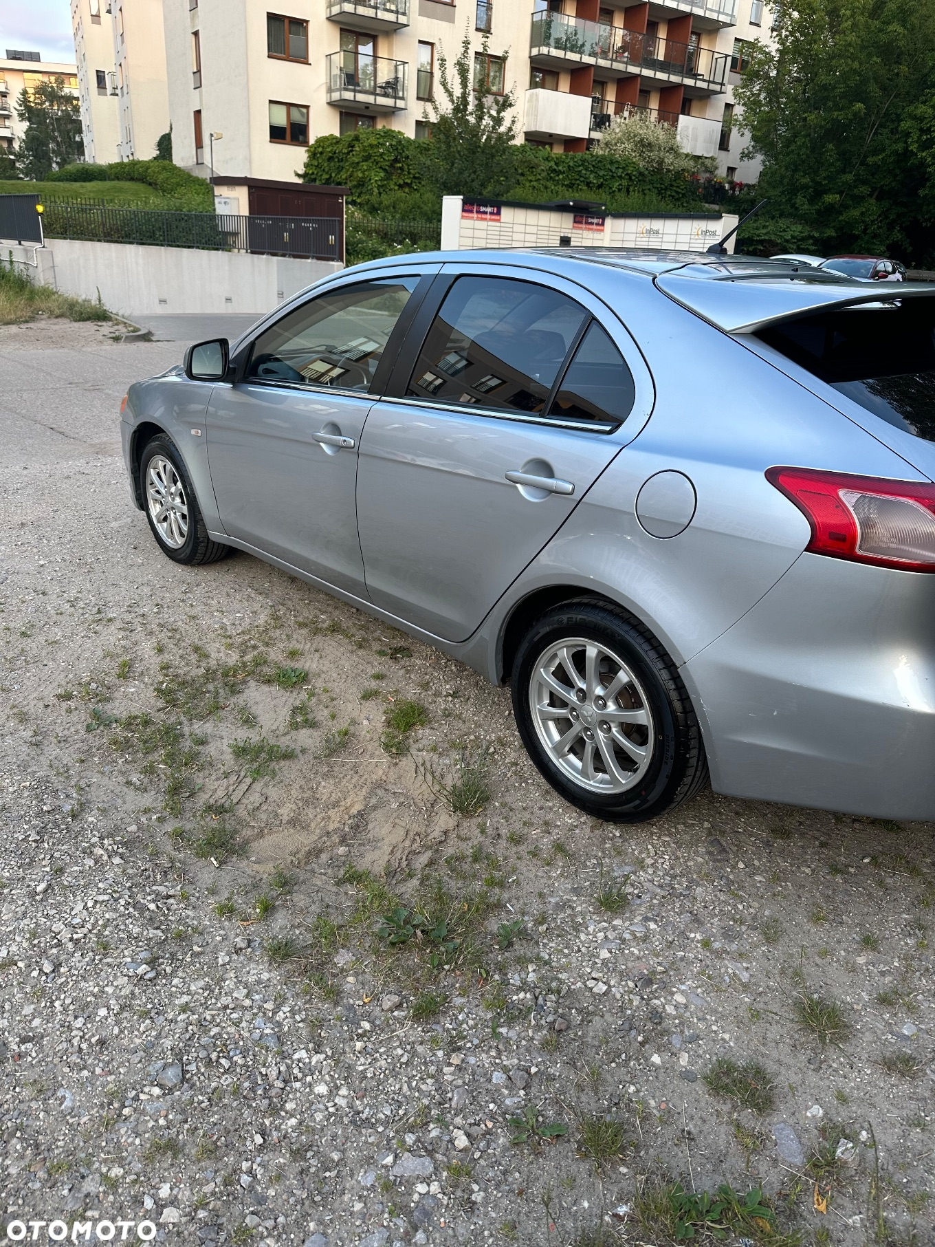 Mitsubishi Lancer 1.8 Intense CVT - 3