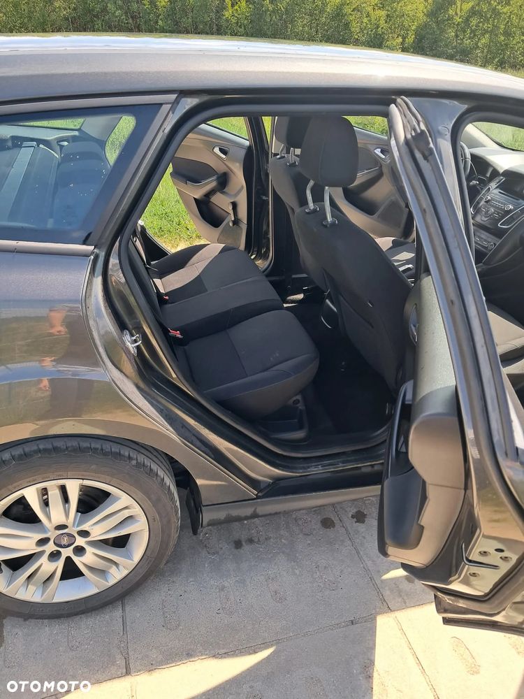 Ford Focus 1.5 TDCi Trend - 13