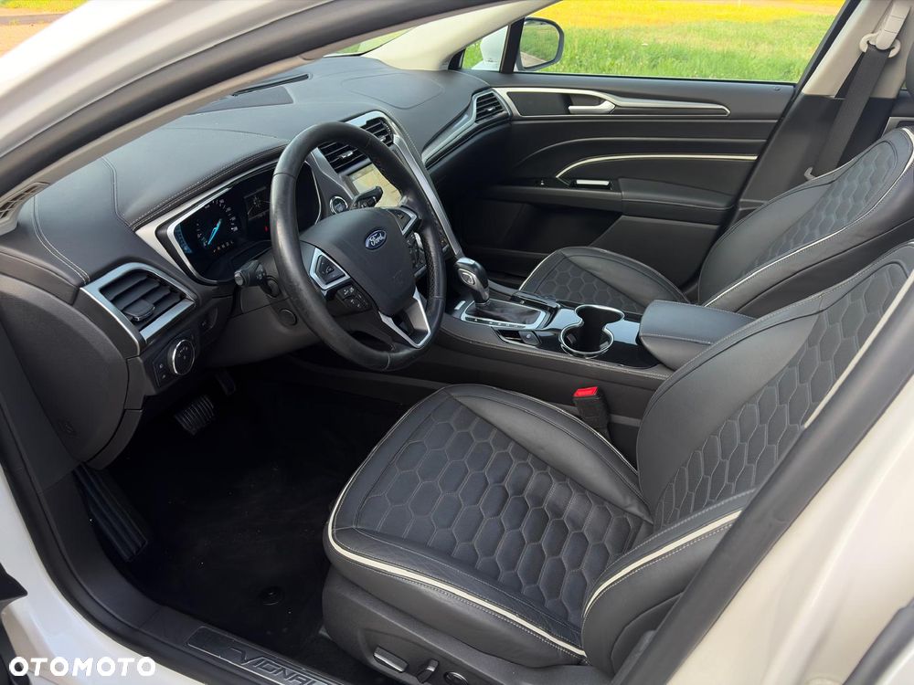 Ford Mondeo 2.0 CVT VIGNALE - 14