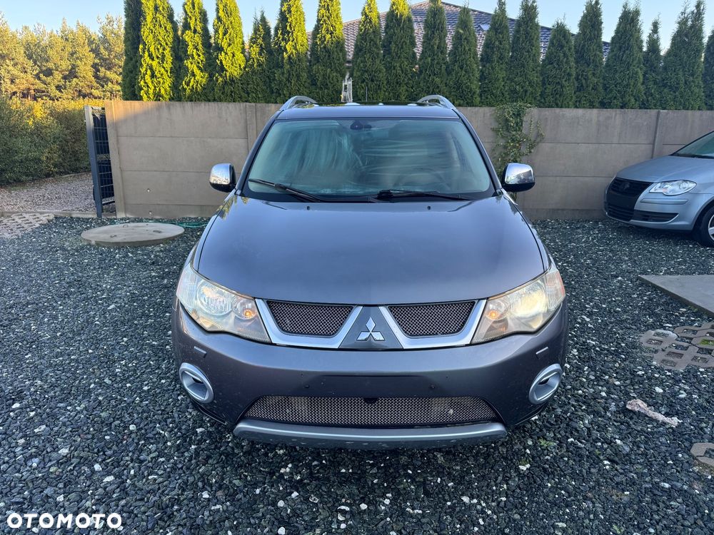 Mitsubishi Outlander 2008 photo 2