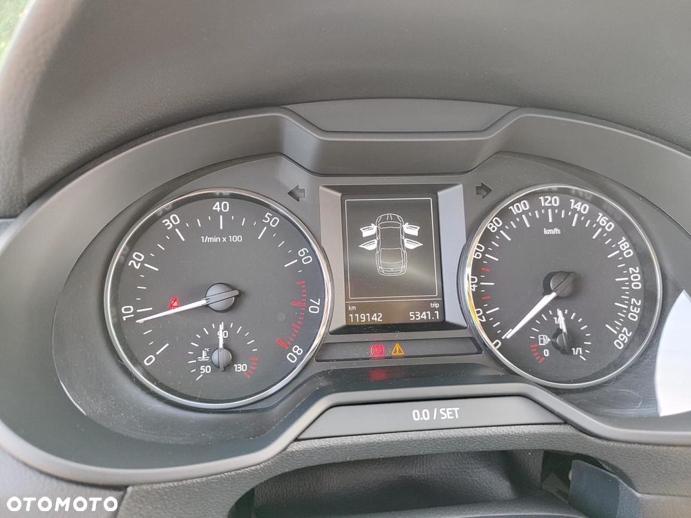 Skoda Octavia 1.4 TSI Ambition - 13