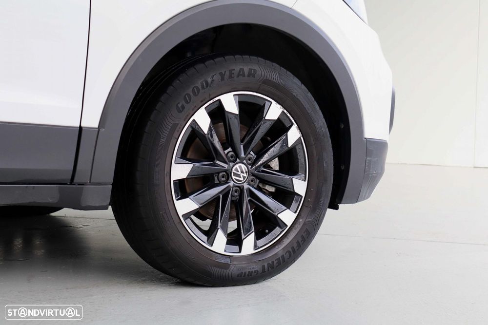 VW T-Cross 1.0 TSI Life DSG - 12
