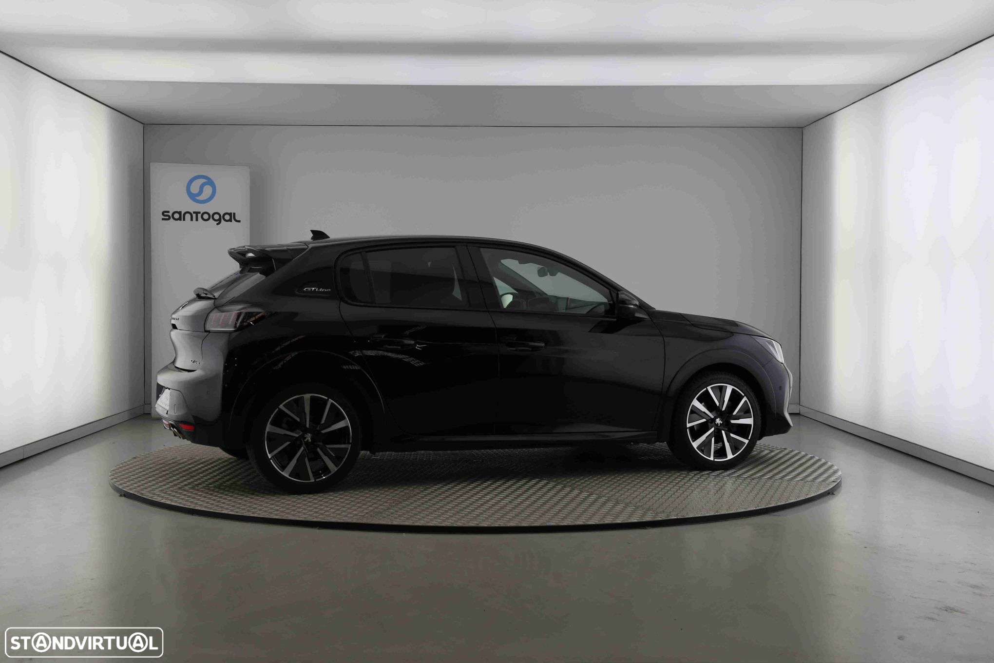 Peugeot 208 1.2 PureTech GT EAT8 - 6