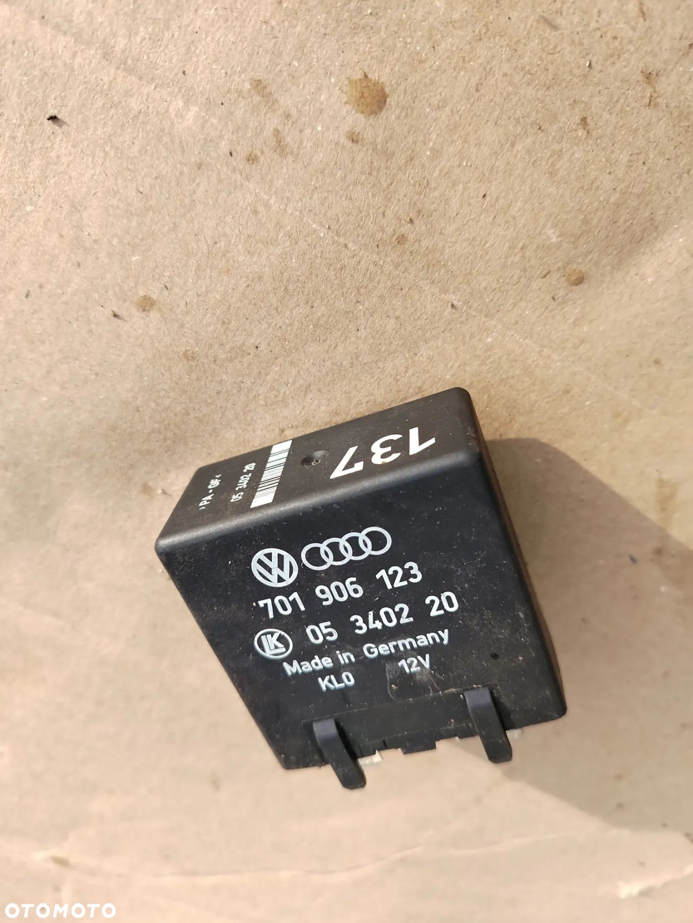 PRZEKAŹNIK ŚWIEC ŻAROWYCH VW T4 1.9 TD ABL 701906123 - 1