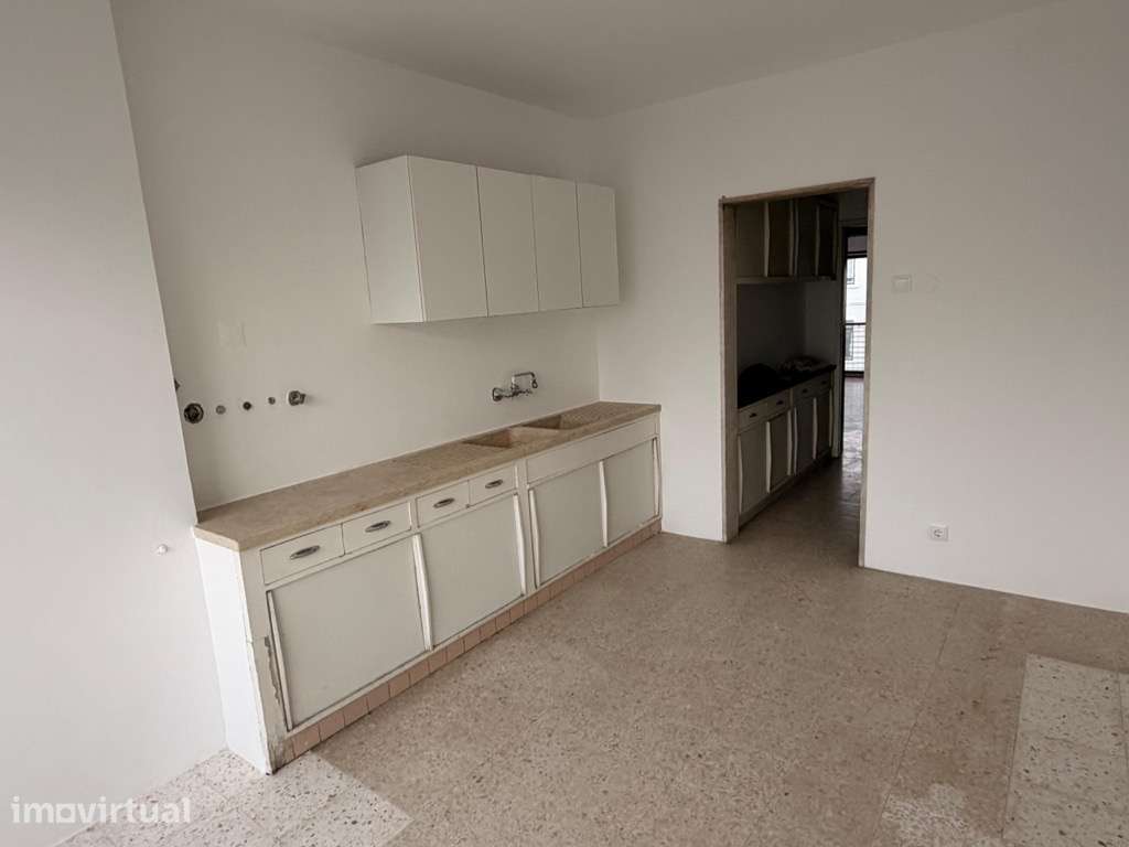 Loja, 55 m², Avenidas Novas - Grande imagem: 2/7