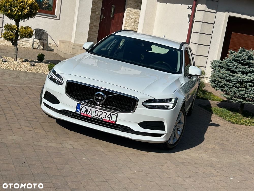 Volvo V90 D3 Momentum Pro - 21