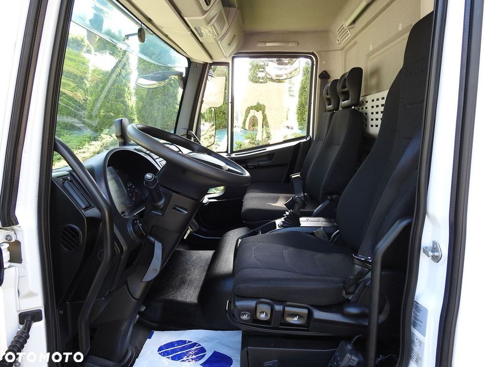 Iveco EUROCARGO 120 - 220 PLANDEKA WINDA 20 PALET AUTOMAT KLIMATYZACJA LEDY PNEUMATYKA  BLIŻNIACZE KOŁA 220KM - 26