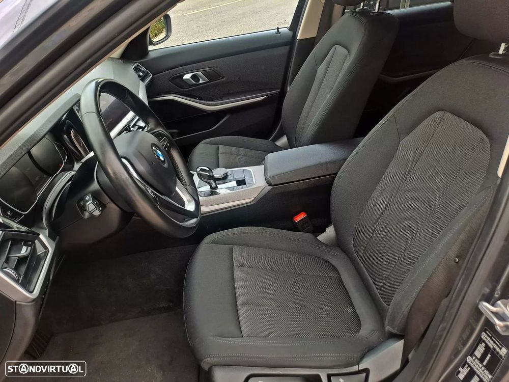 BMW 320 Gran Turismo d Auto - 12
