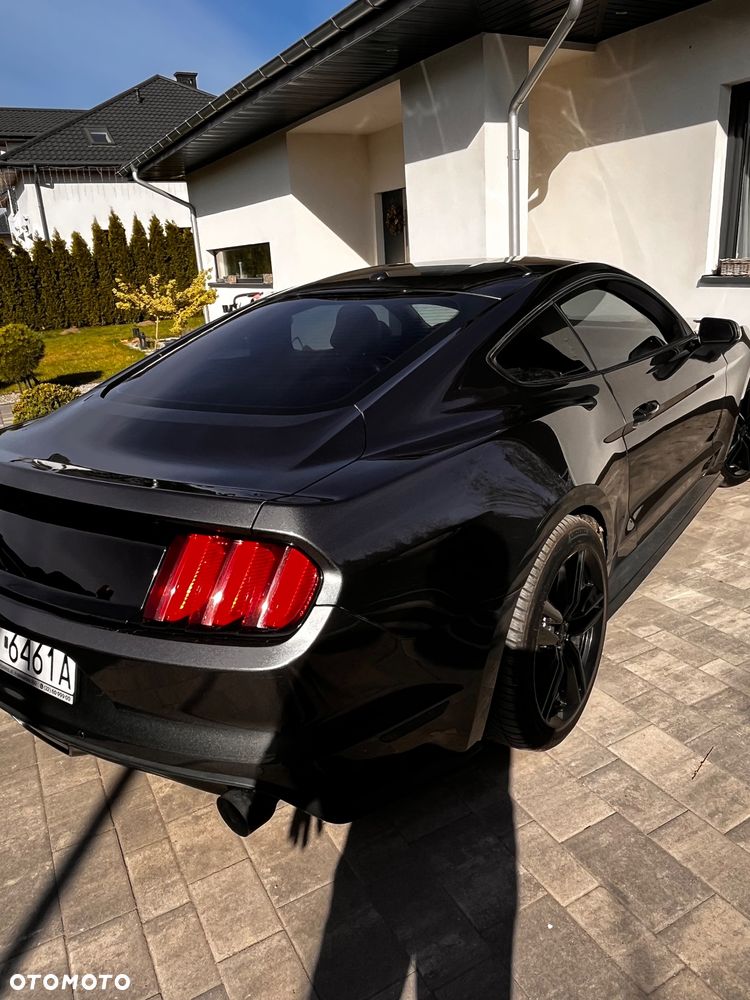 Ford Mustang - 27