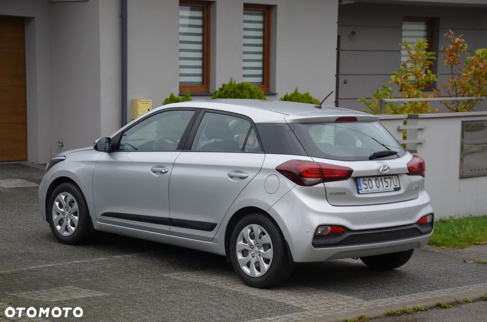 Hyundai i20 1.2 Classic + - 9