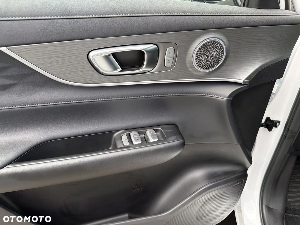 Chery Tiggo 8 - 11