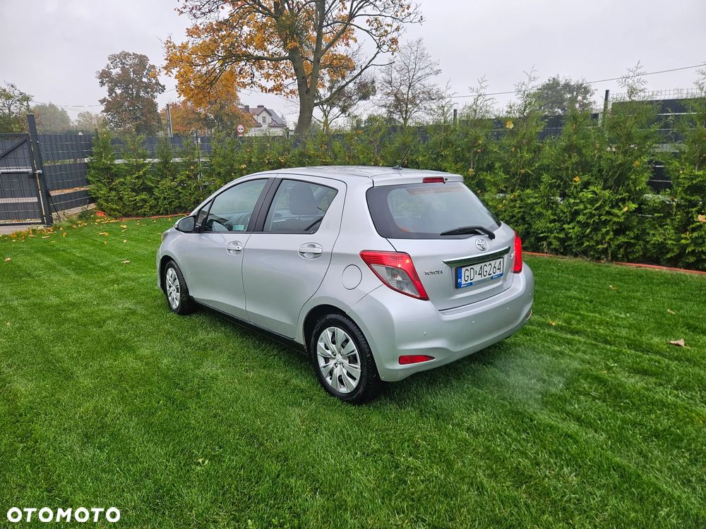 Toyota Yaris - 6