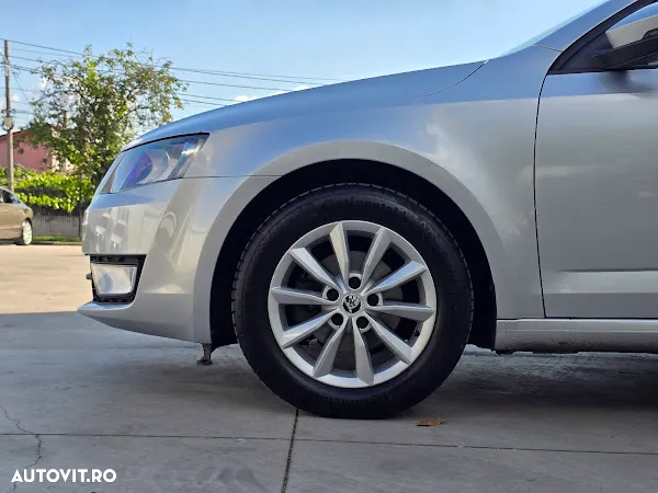 Skoda Octavia 1.2 TSI AMBITION DSG - 4