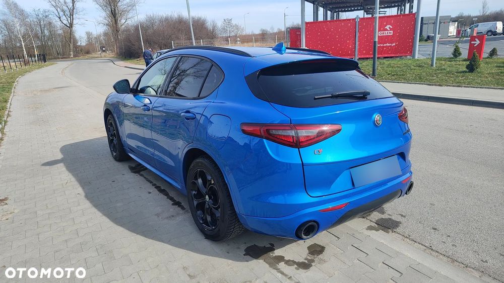 Alfa Romeo Stelvio - 6