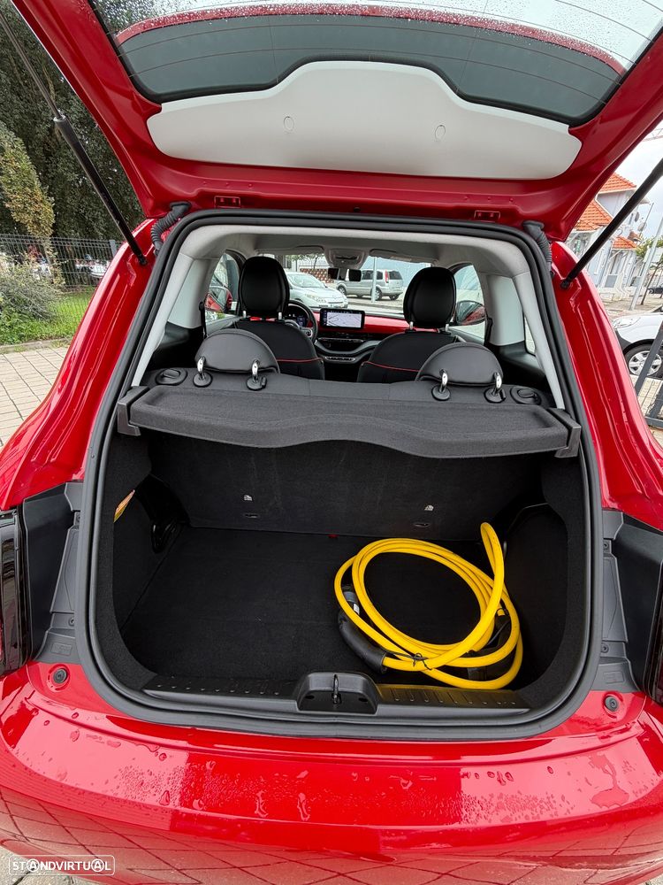 Fiat 500e 23.65 kWh (RED) - 26