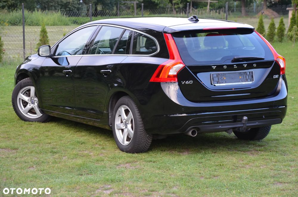 Volvo V60 D2 Drive-E Momentum - 9