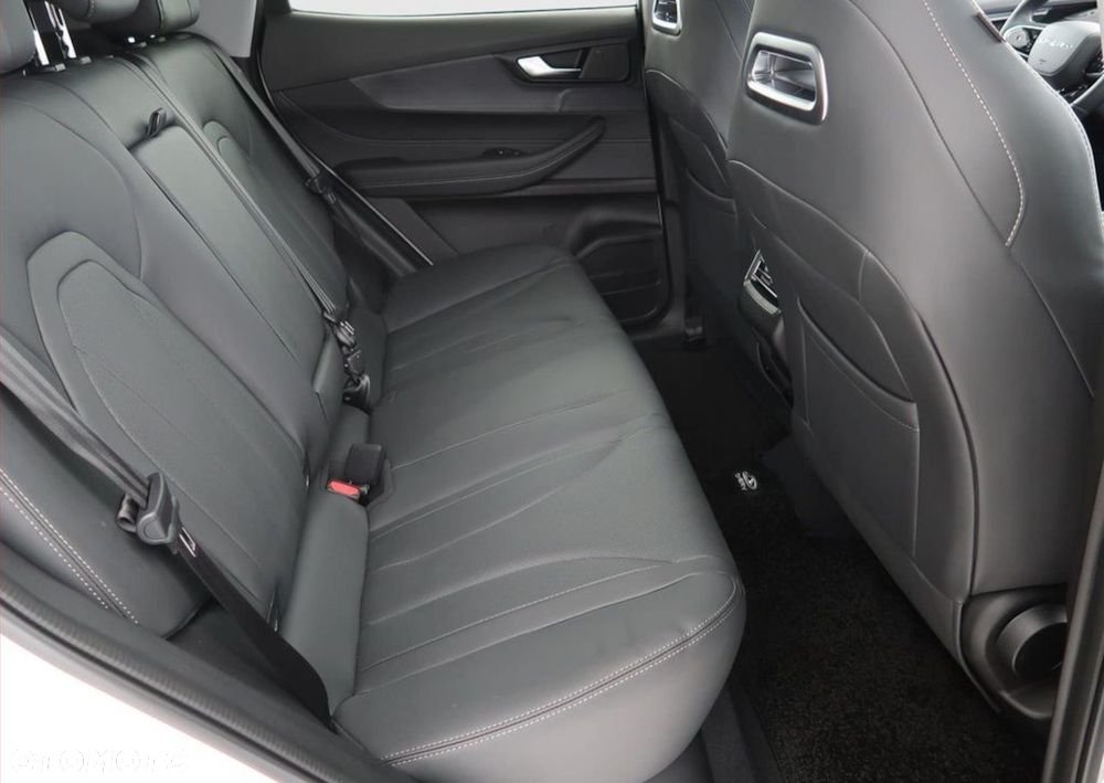Chery Tiggo 4 1.5 GDI HEV Prestige DHT - 14